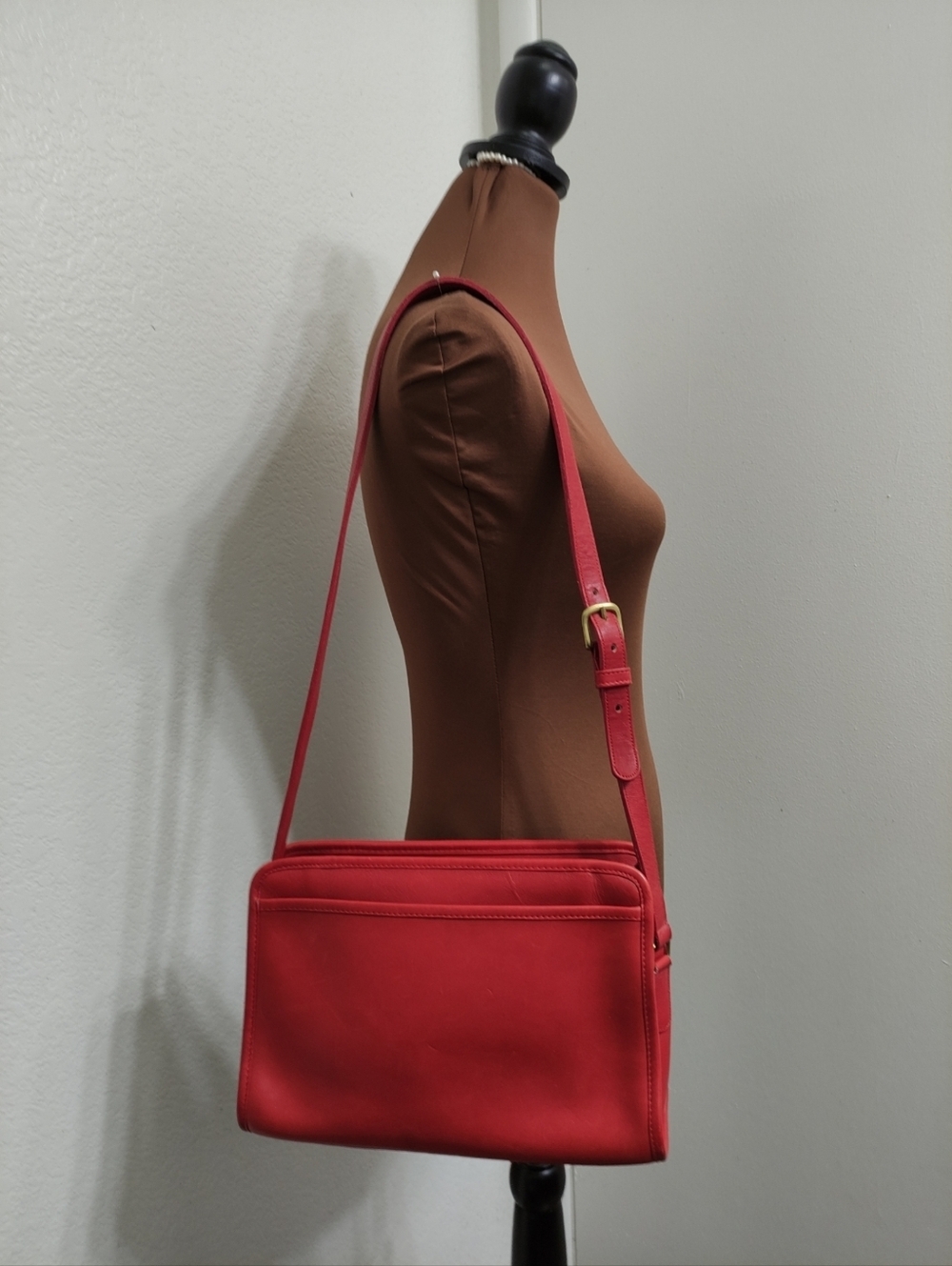Vintage Coach 9820 Swagger Shoulder Bag Red Made in NYC - Picture 10 of 13
